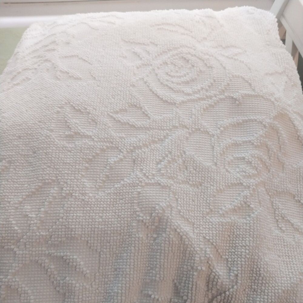 Rare Vintage 100% Cotton Chenille Blanket Floral Rose Pattern King Size 105x90 - Picture 3 of 9